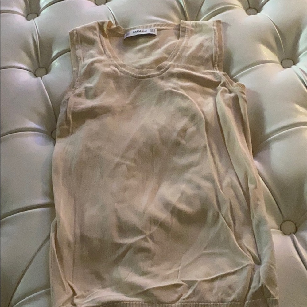 Simple cream tank